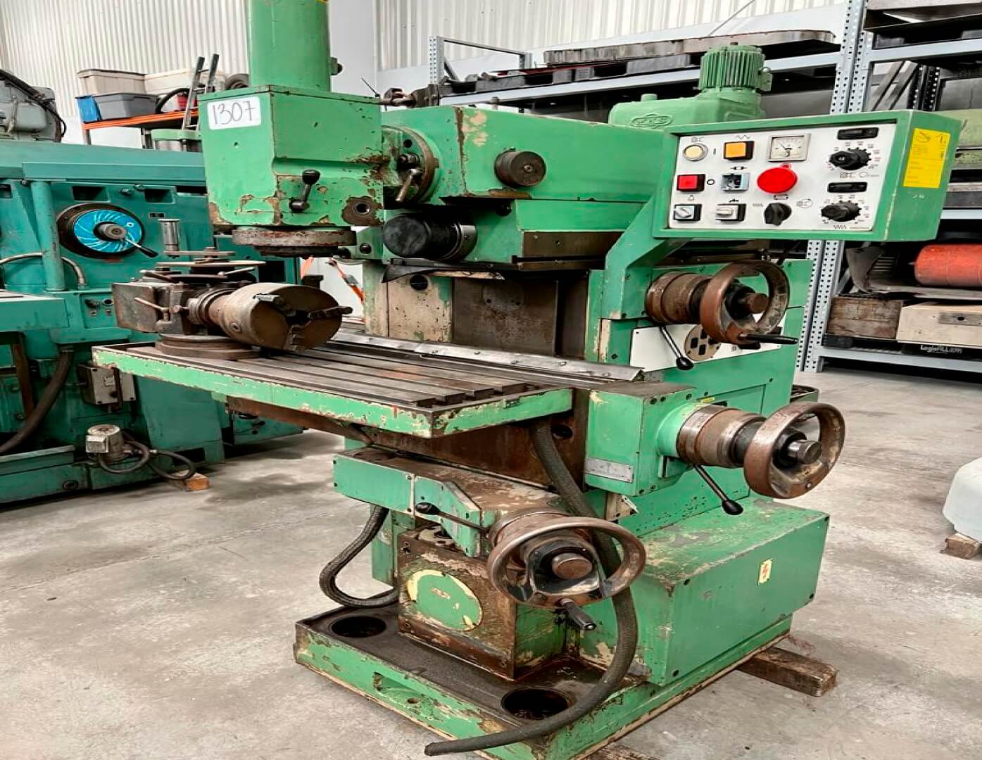 Fresadora WMW FU250 · mesa 80 x 27 pulgadas (Maq. 1307)